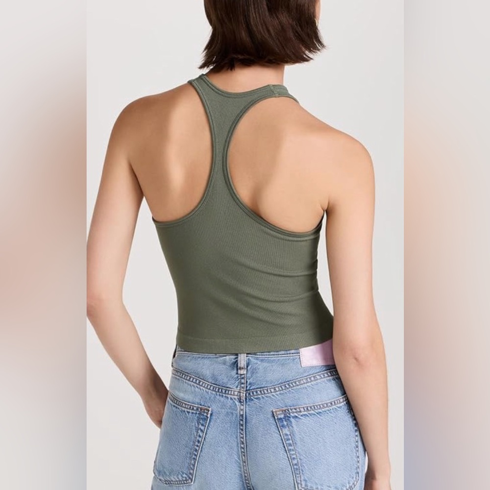 Free People Intimately M/L razor back crop top!🔥